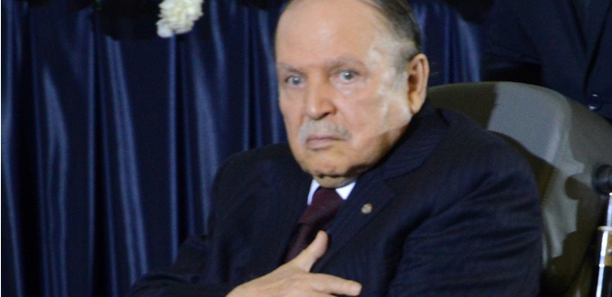 Où (en) est Abdelaziz Bouteflika ?