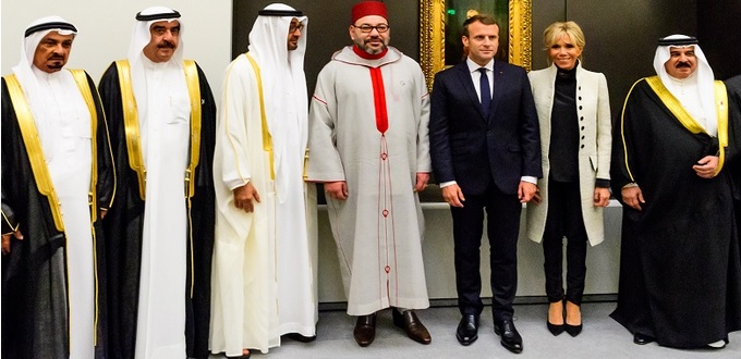 Le roi Mohammed VI assiste à l’inauguration du Louvre d’Abu Dhabi