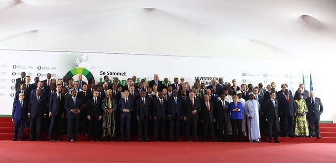 Vidéo - Les détails de la photo de groupe des chefs d’Etat et de gouvernement du Sommet d’Abidjan