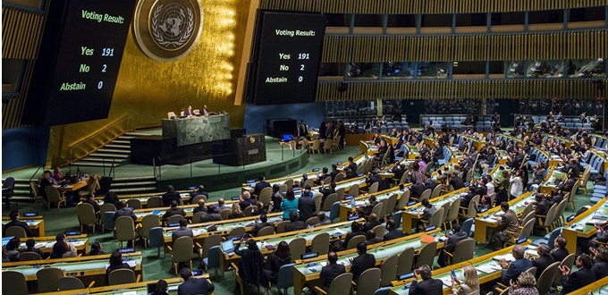 L'ONU lance une vaste négociation sur un Pacte mondial sur les migrations