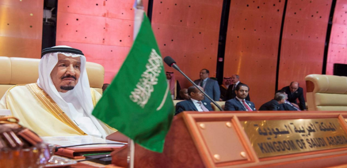 Ligue arabe Dhahran: Le roi Salman sans gant contre l’Iran et ignore Royalement les frappes contre la Syrie