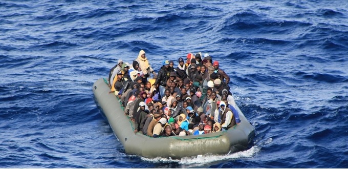 472 migrants sauvés en mer alors qu’ils naviguaient vers l’Espagne