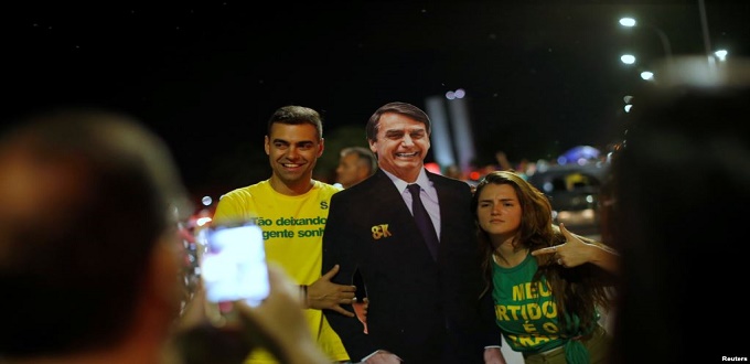 Brésil: fusion ministérielle polémique pour le futur gouvernement Bolsonaro