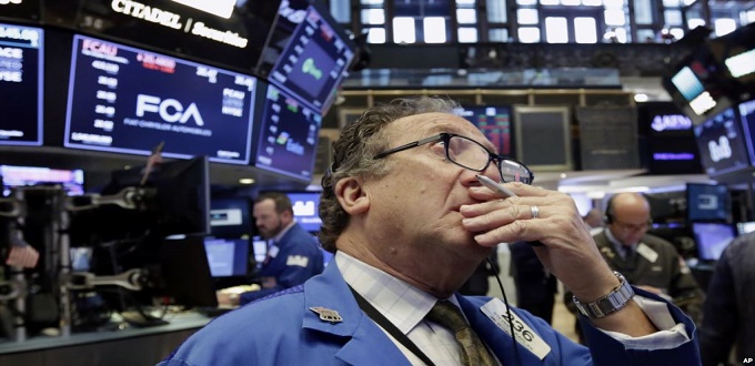 La conjoncture mondiale freine Wall Street
