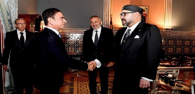 Le roi Mohammed VI reçoit Moulay Hafid Elalamy et le PDG de Renault, Carlos Ghosn
