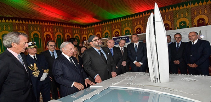 Le roi lance la construction de la tour Mohammed VI