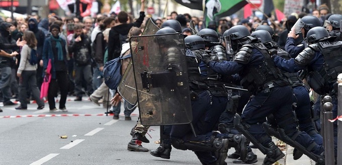 Gilets jaunes : La police parisienne se prépare à d'autres manifestations violentes