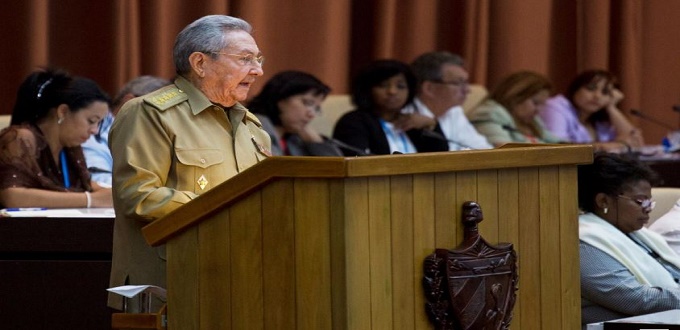 Raul Castro  attaque les États-Unis à l'occasion du 60ème anniversaire de la révolution